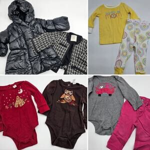 8 Piece Gap/Old Navy Girl's 6-12M Puffer Jacket, Outfit, Pajama, One-piece Lot